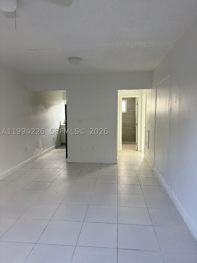2622 NW 24th St Unidad 3B
