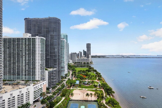Photo - 1717 N Bayshore Dr Unit A-2935