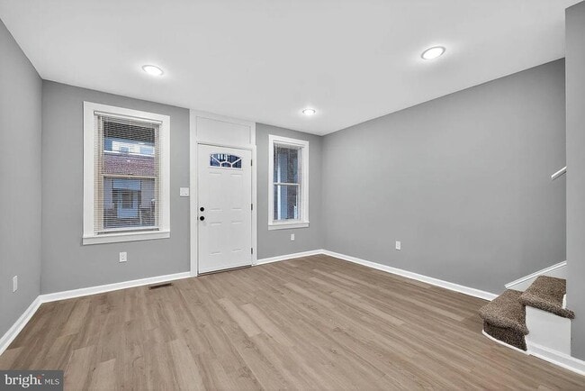 Photo - 1333 S Newkirk St