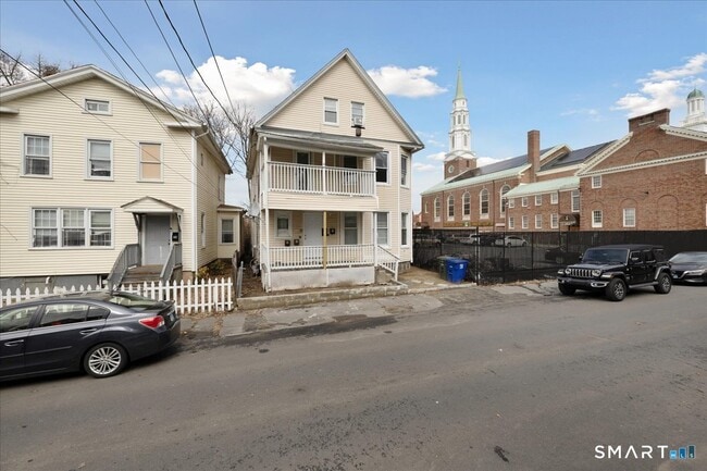 Building Photo - 52-54-54 Hanover St Unit 1