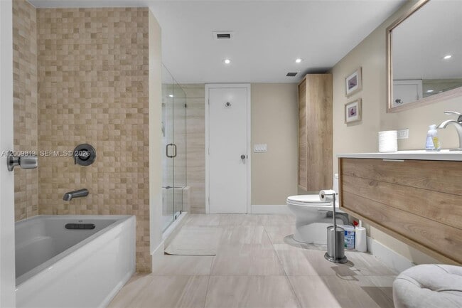 Photo - 600 Grapetree Dr Unit 4DS