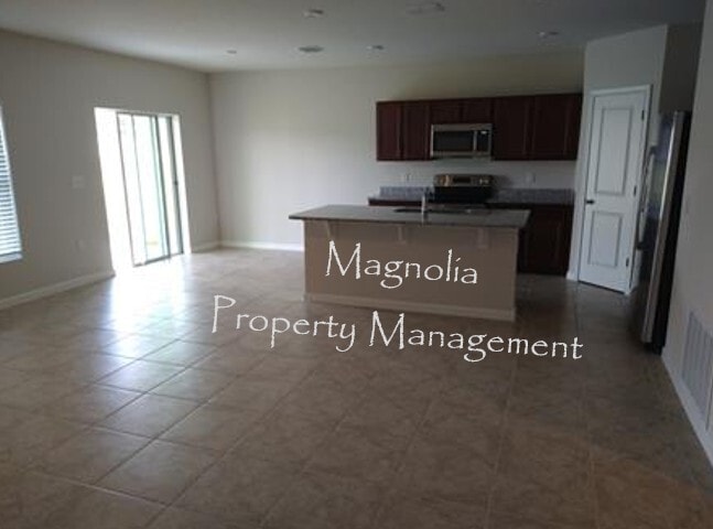 Photo - 1067 Kobuk St