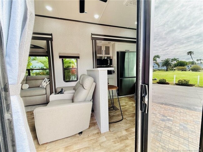 Photo - 10725 S Ocean Dr