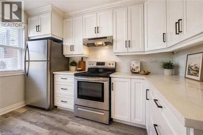 Photo - 80 Heiman St