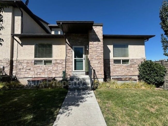 Photo - 7947 S 5095 W House