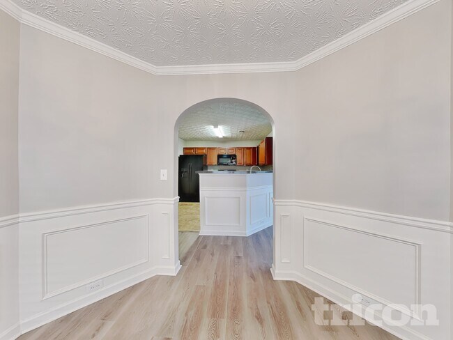 Photo - 7637 Garnet Dr