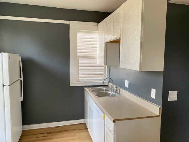 Photo - 2531 Deming Ave Unit 2531 Deming Ave