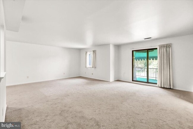 Photo - 1801 Cambridge Ave Unit C21