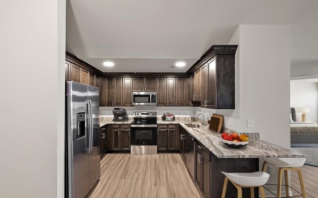 Photo - 8292 Heywood Cir