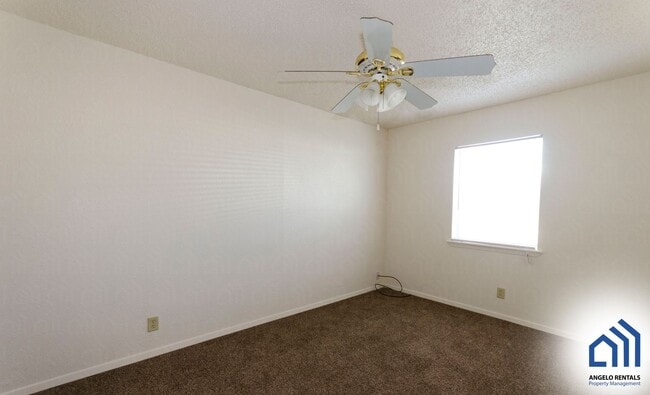 Photo - 9900 Cottontail Ln
