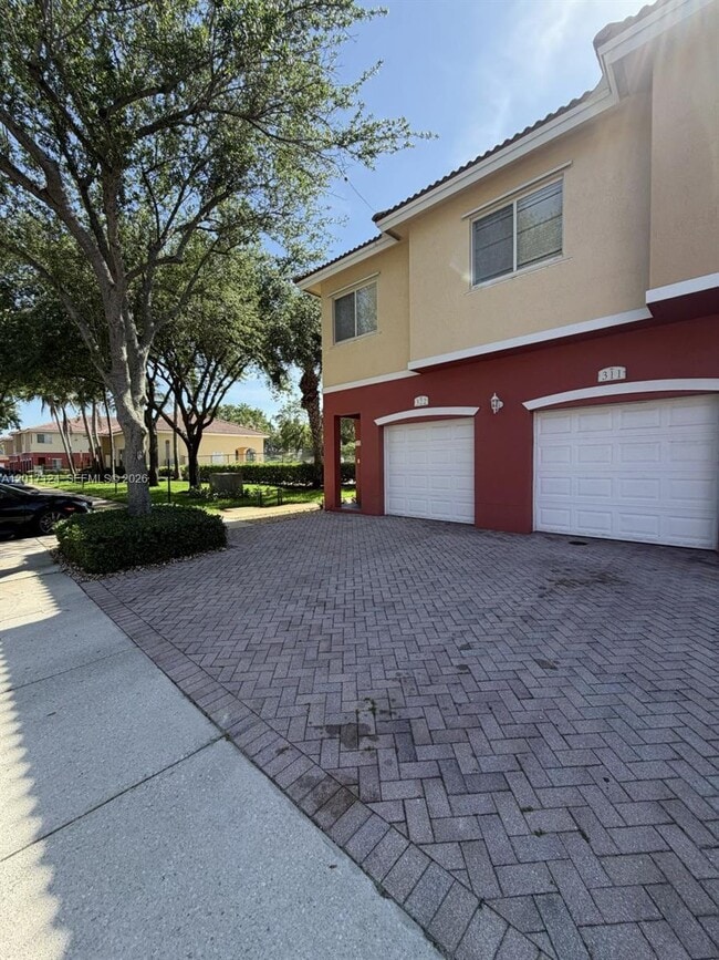 Photo - 3335 Palomino Dr