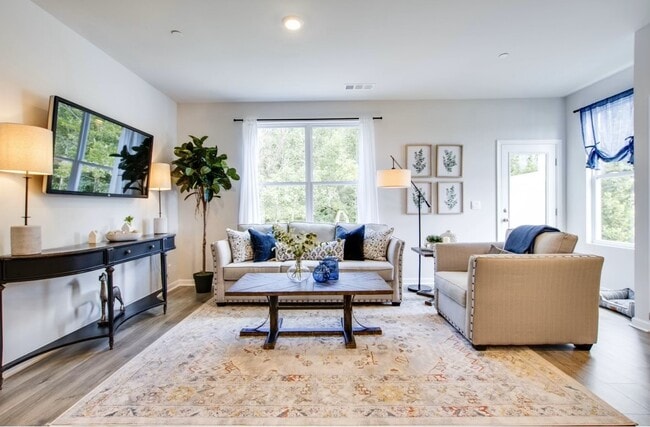 Photo - 165 Dale Mires Ln