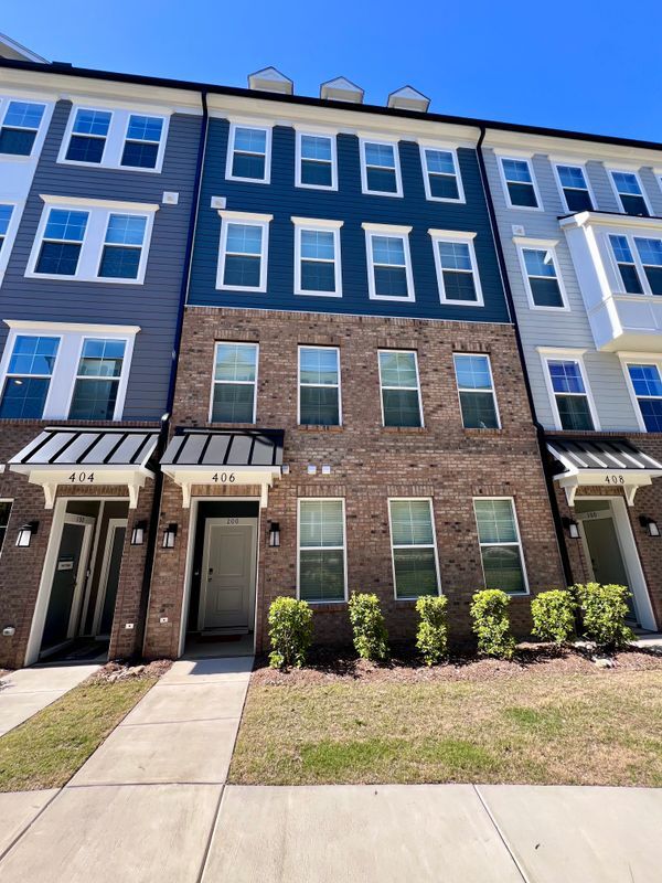 Photo - 406 Gaston Pk Ln Unit 100