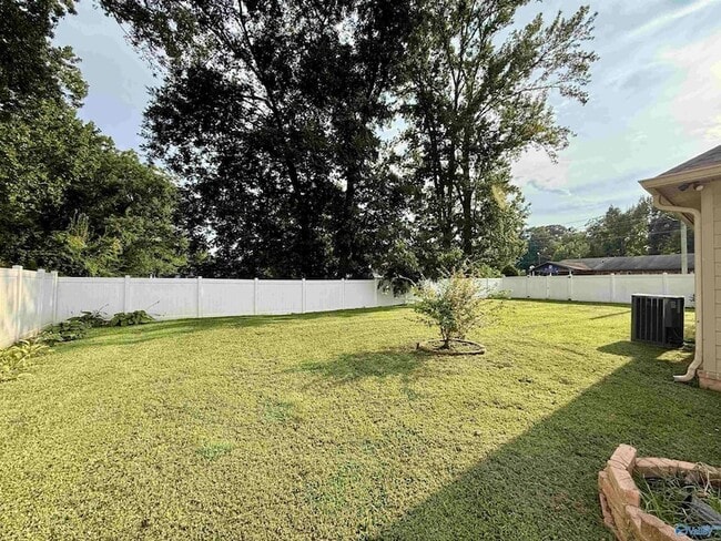 Photo - 797 Thomas Ave