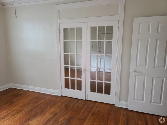 Building Photo - 244 S Cleveland St Rental