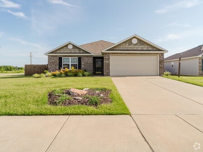 Building Photo - 1670 Scotland Dr Rental