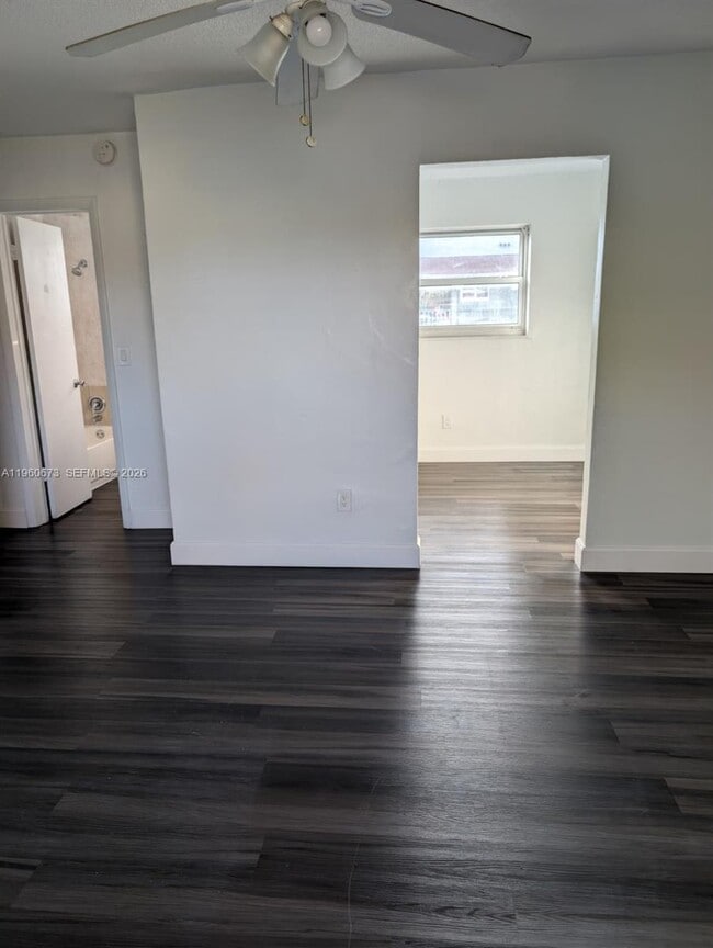 Photo - 1461 SW 5th St Unit 2