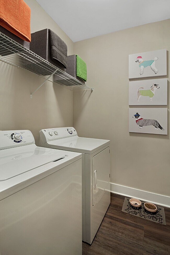 Marshall Park Apartments + Townhomes Raleigh, NC