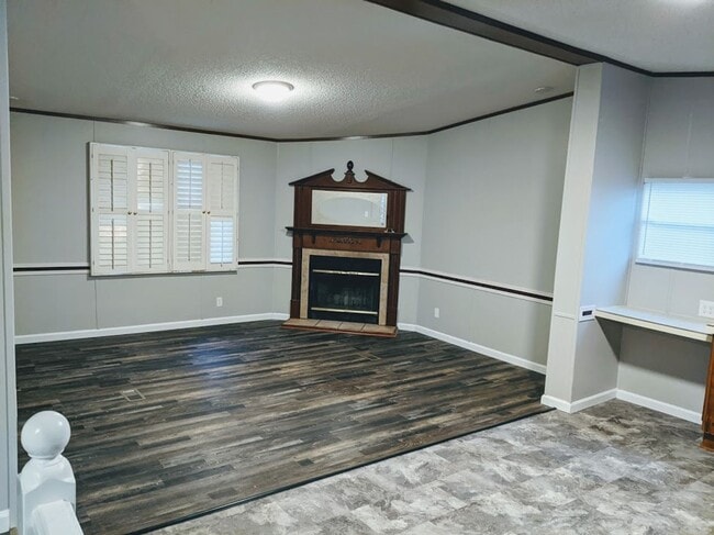 Photo - 3 Bedroom Mobile Home in Pelzer SC