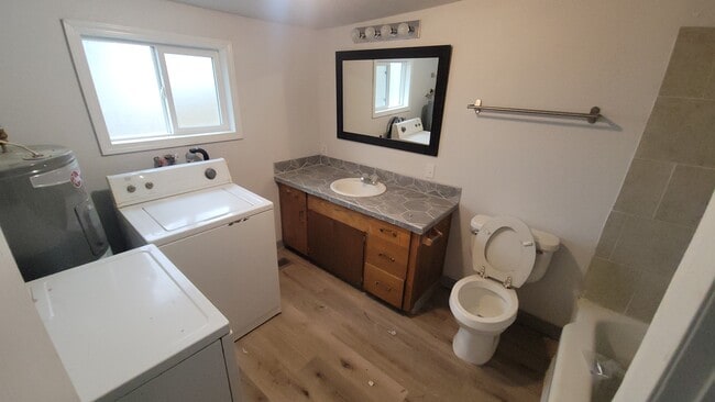 Photo - 1033a Bullard St Unidad 1033A