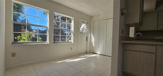 Photo - 4158 Tamiami Trl Unit B1
