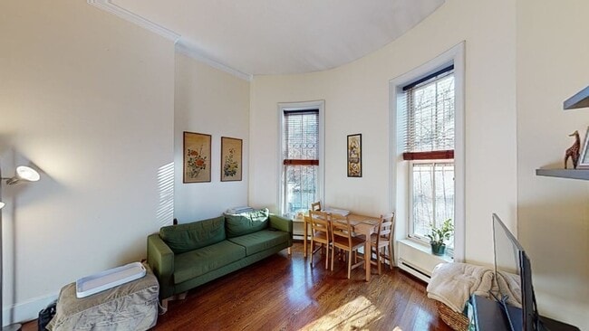 Building Photo - 26 Worcester Sq Unit 2