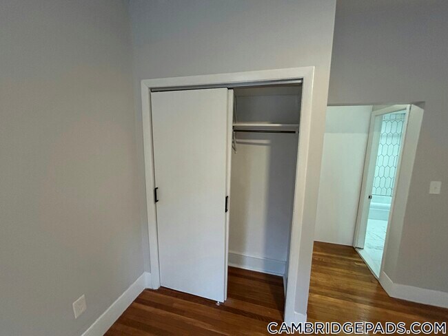 Photo - 1576 Cambridge St Unit 1F