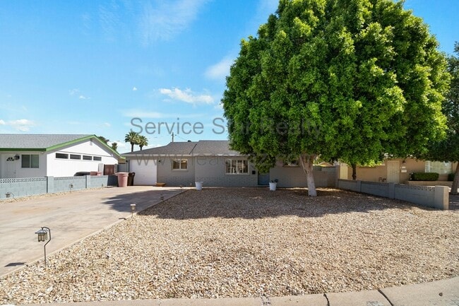 Photo - 6916 E Windsor Ave