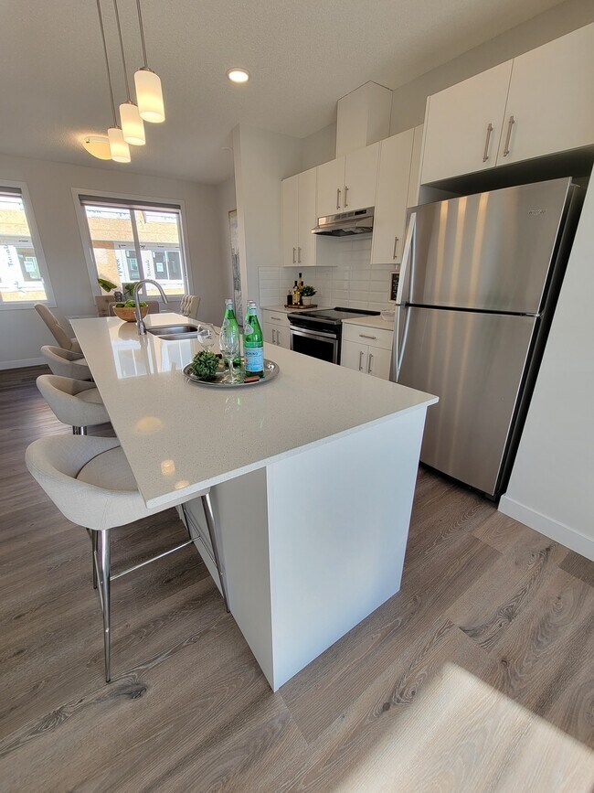 Photo - 2796-2796 Maple Way NW Unit 2 / A