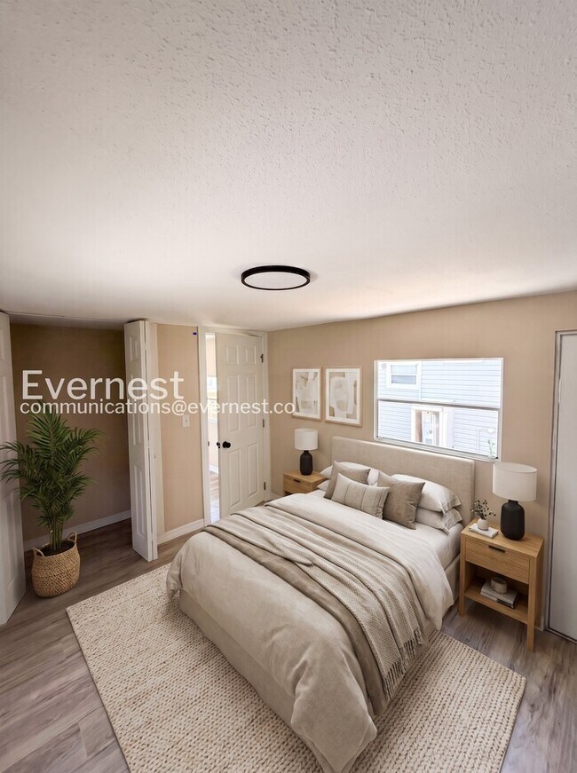 5680 28th St N Unit 2