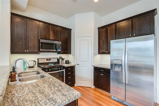 Photo - 738 Link Rd