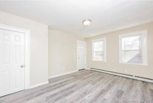 Photo - 2818 Whitney Ave