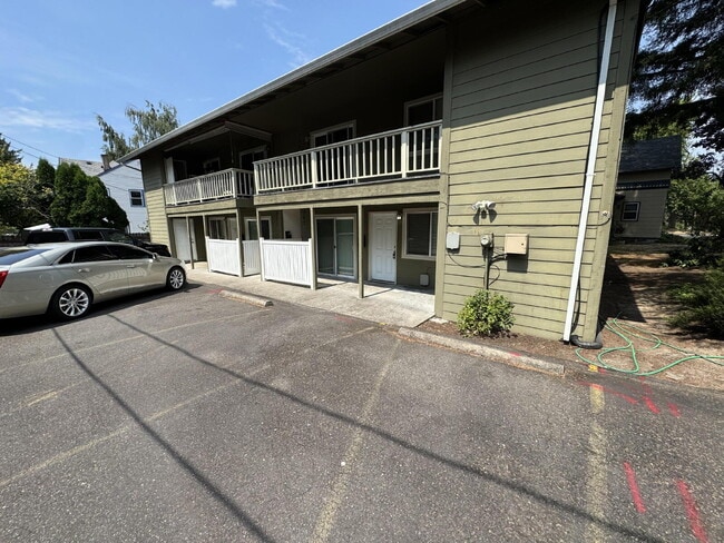 Photo - 2 Bedroom Ground Level Unit - Oregon City Unidad 703