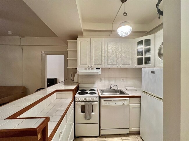 Photo - 21 Beacon St Unidad 6T