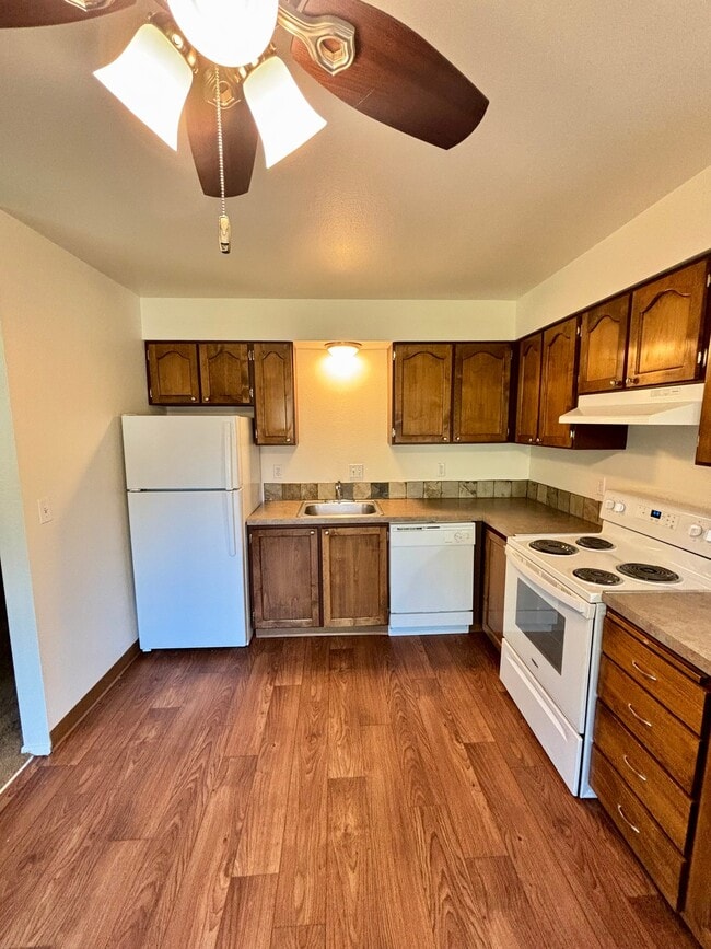 Photo - 3950 SW 102nd Ave Unit 102
