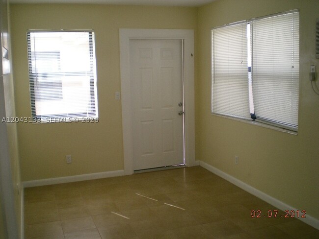 Photo - 1843 Funston St