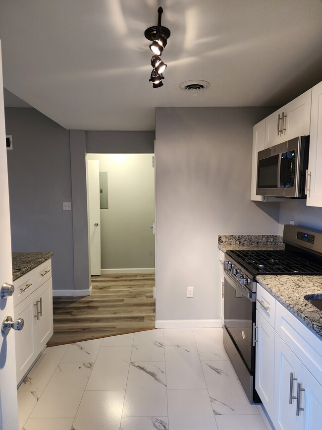 Photo - 3948 Murray Ave Unit 2