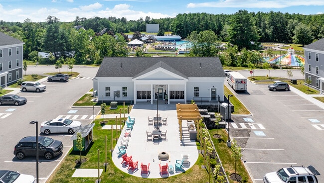 Cloverleaf Apartments