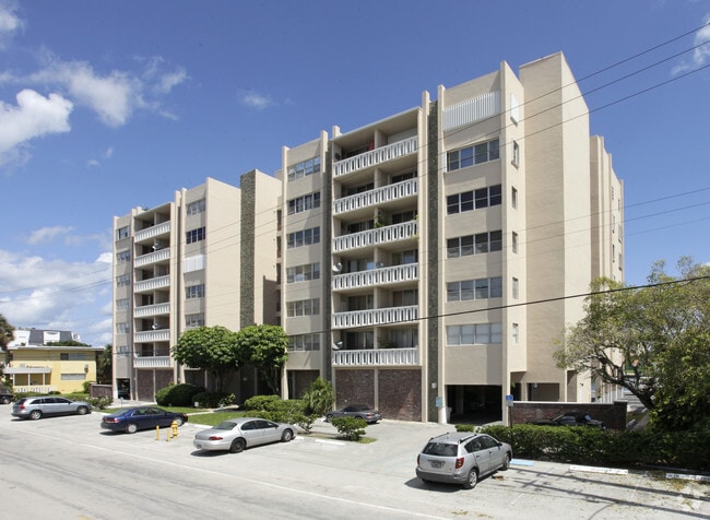 Photo - London Tower