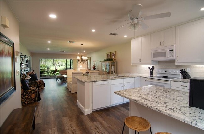 Photo - 5635 Golf Pointe Dr