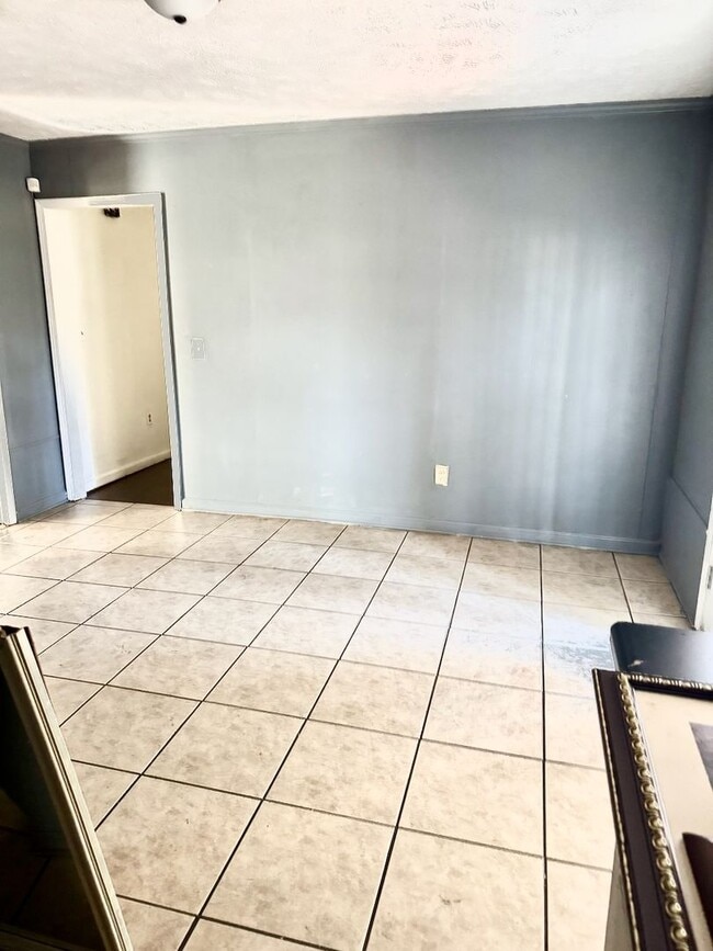 1654 Camellia Ln