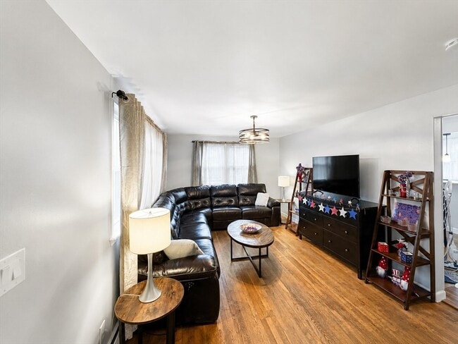 Photo - 707 N Main St Unit 707
