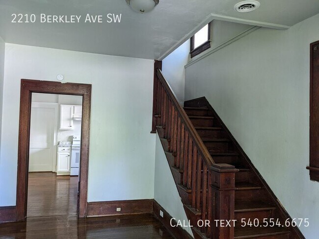 Photo - 2210 Berkley Ave SW