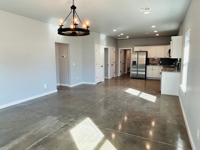 Photo - 104 N Harrison Ave