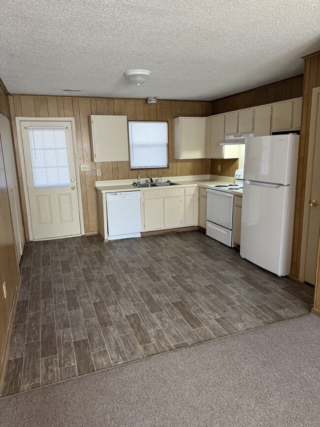 Photo - 3800 Guardian Ave