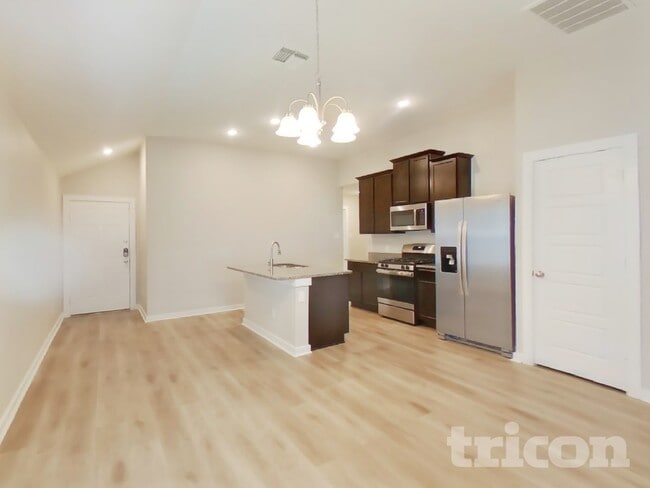 7244 Littlefoot Ln