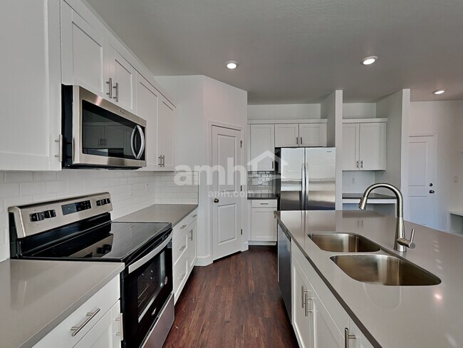 Photo - 17119 W Townley Ave