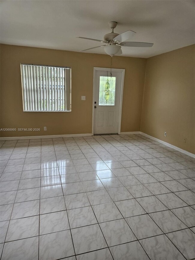 Photo - 1008 NE 34th Ct