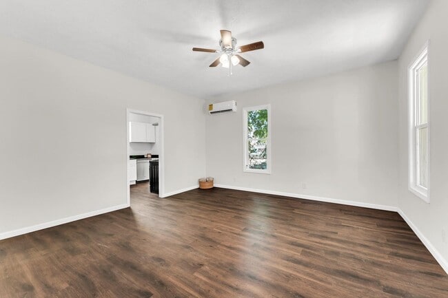 Photo - 3 Bed | 1 Bath | Loft | FULLY Remodeled | Springfield MO | PETS WELCOME!