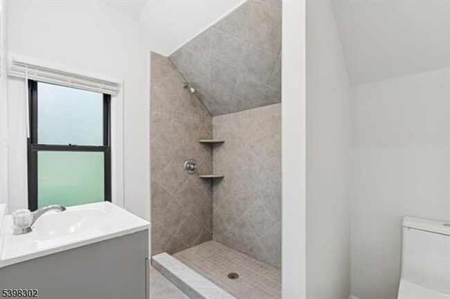 Photo - 350 Arlington Ave Unit 1